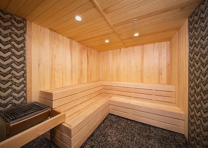 Palisades Tahoe Lodge Rentals Studio #229