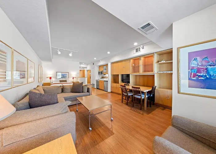 Palisades Tahoe Lodge Rentals Studio #229