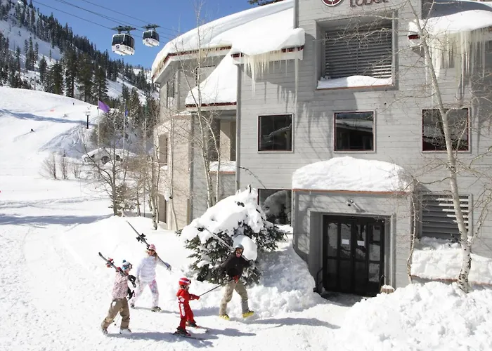Palisades Tahoe Lodge Rentals Studio #211